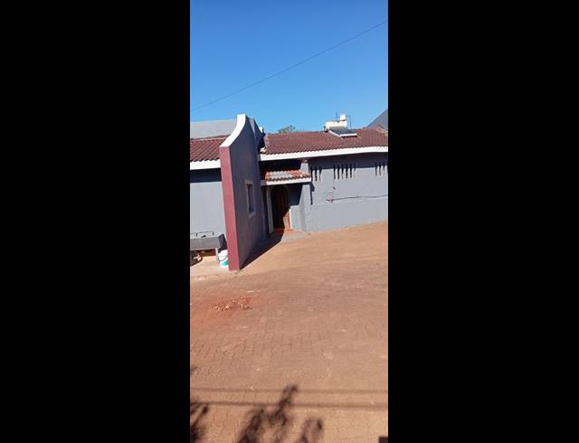 4 BEDROOM HOUSE FOR SALE IN SIBASA